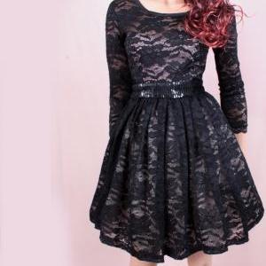 Little Black lace / wedding party /..