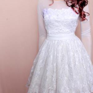 Plus Size Short Embroidery Lace And Lulle Wedding..