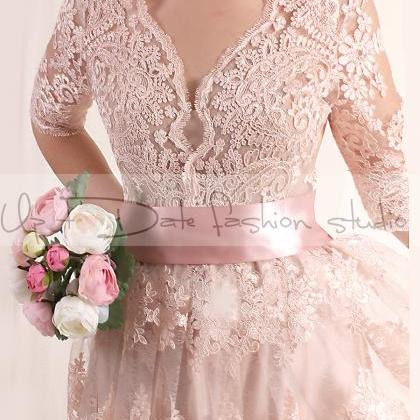 Lace short Wedding dress/V front wi..