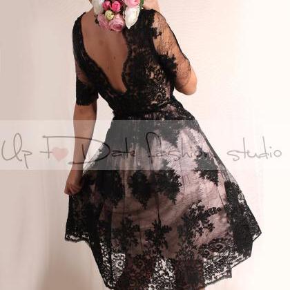 Plus Size Little black lace dress /..