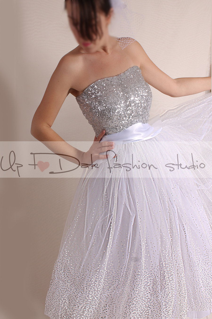 Plus Size Vintage Inspired/Wedding Dress/50s Style/Tutu tulle tea length skirt with sequin Strapless