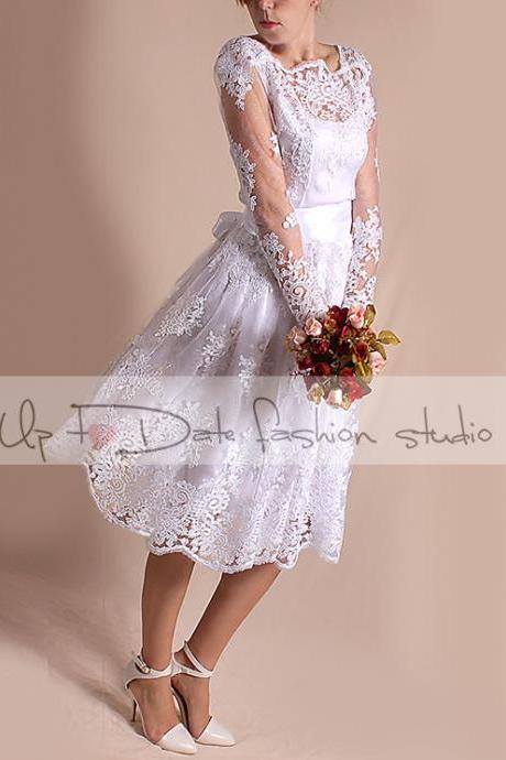Short Wedding lace dress/open back/ Bridal Gown with sleeve/party dress